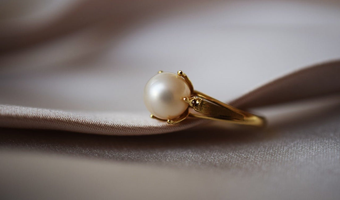 Preserving the Timeless Beauty: Cleaning and Caring for Pearl Jewelry - Avani Jewelry
