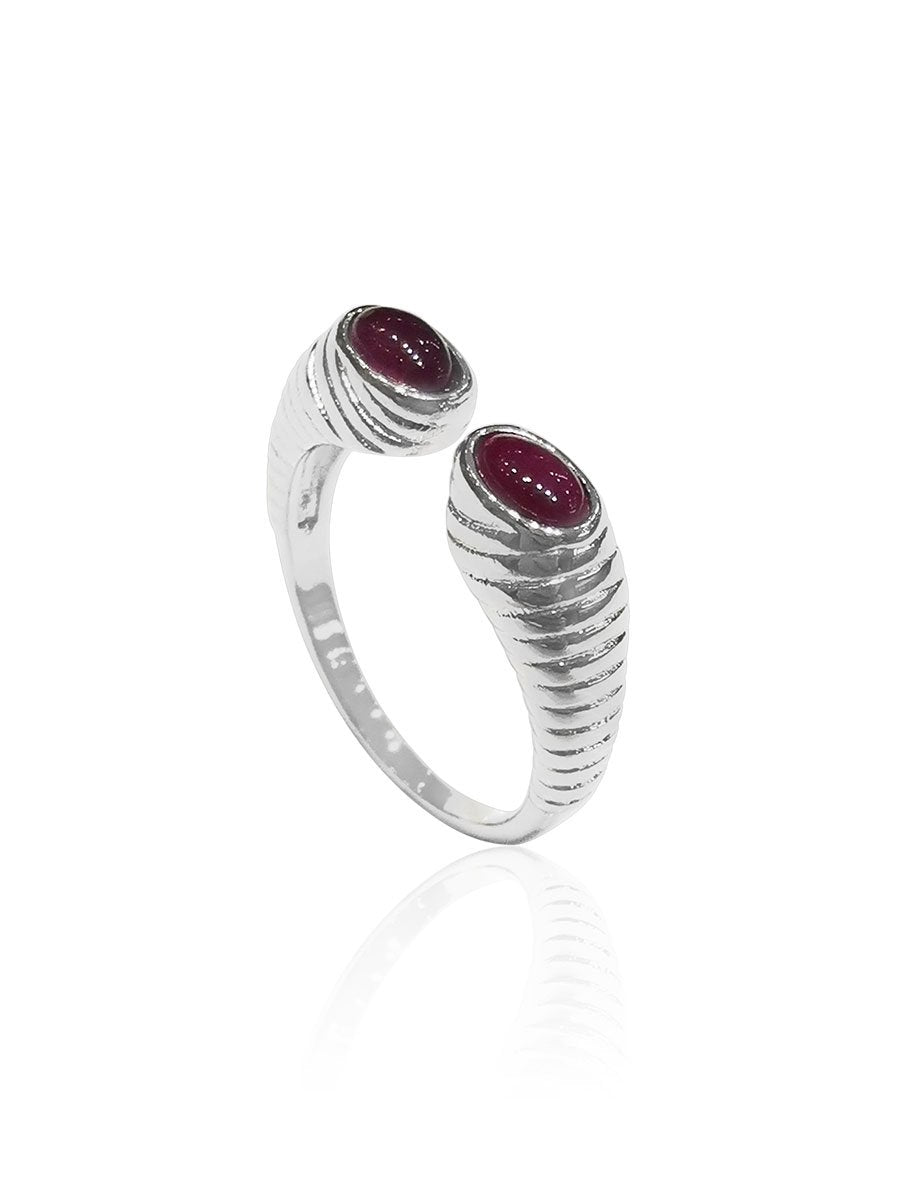 Arabella 0.88 Carat Natural Ruby Cabochon Ring - Avani Jewelry