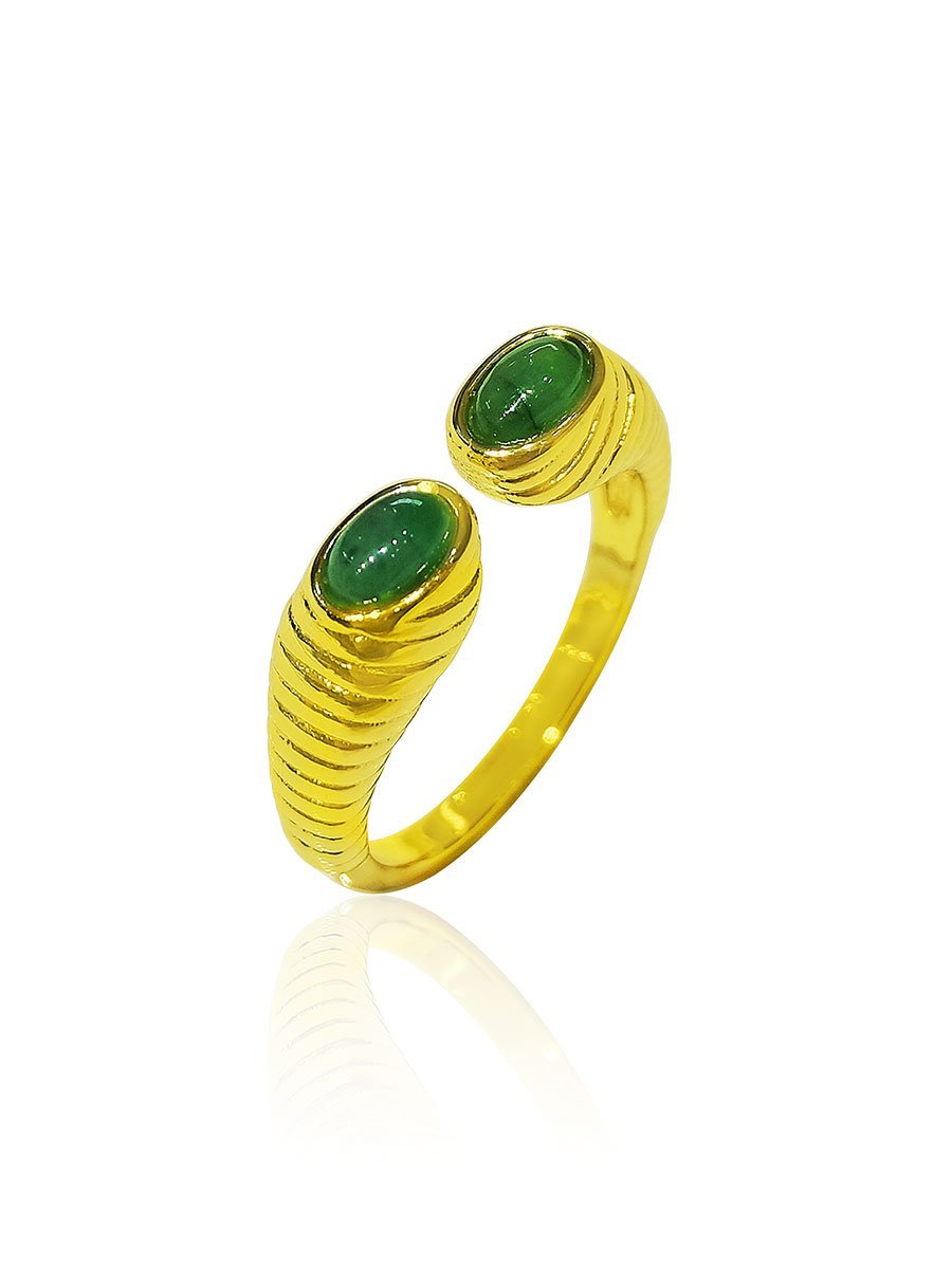 Arabella 0.94 Carat Natural Emerald Cabochon Ring - Avani Jewelry
