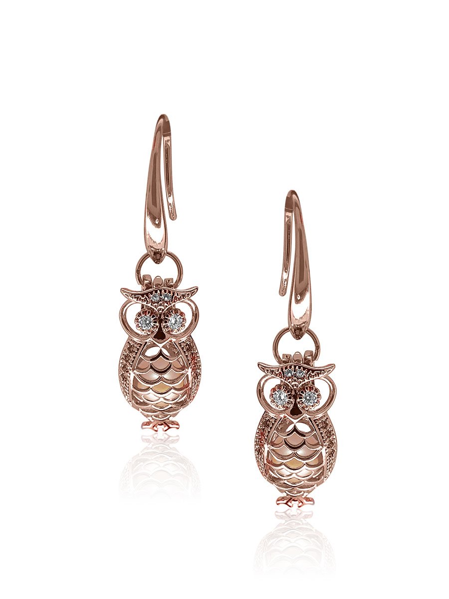 TARA ISLAND COLLECTION Wise Owl Pearl Earrings - Rose Gold/ Peach Pearl 1
