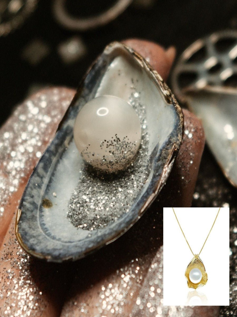 TREASURE ISLAND COLLECTION Ceylon Diamond Pavé Pearl Earrings - Avani Jewelry