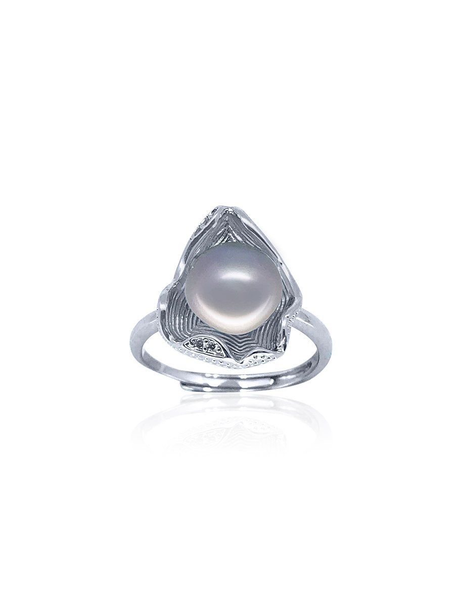 TREASURE ISLAND COLLECTION Ceylon Diamond Pavé Pearl Ring - Avani Jewelry
