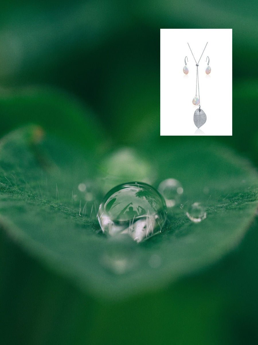 https://avani.jewelry/cdn/shop/products/wanderlust-collection-dewdrop-pearl-gift-setsun968-270253.jpg?v=1687717864